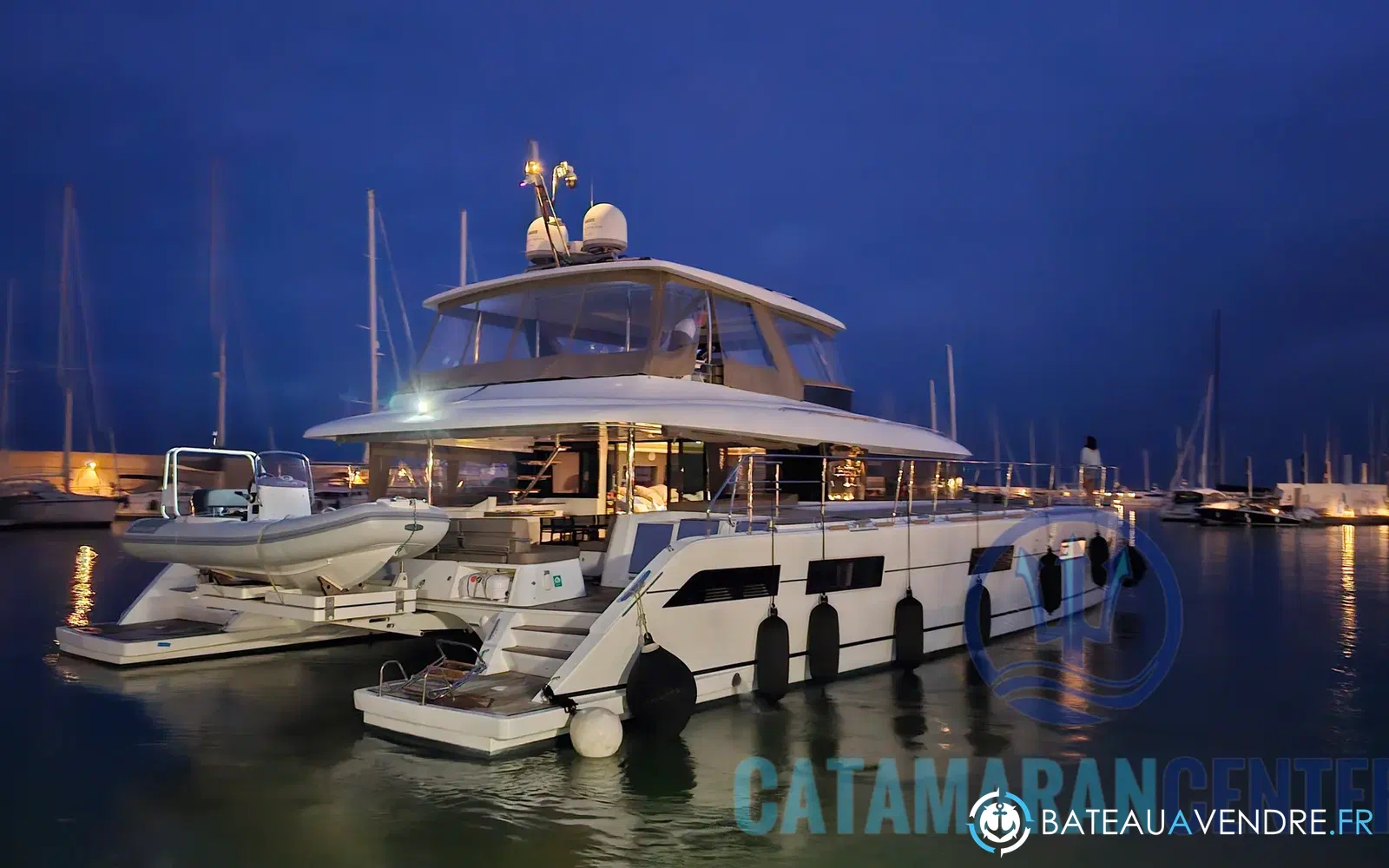 slider 0 Lagoon 630 Motor Yacht