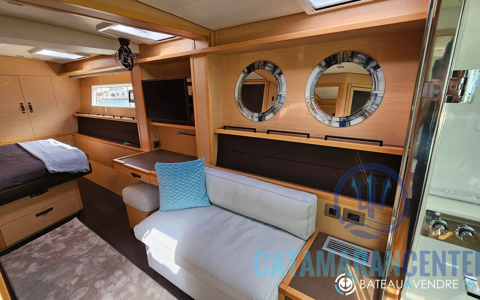 slider 1 Lagoon 630 Motor Yacht