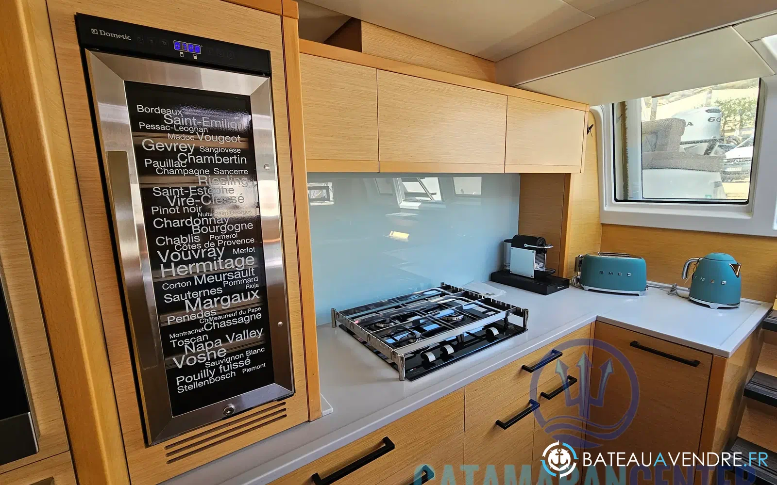slider 2 Lagoon 630 Motor Yacht