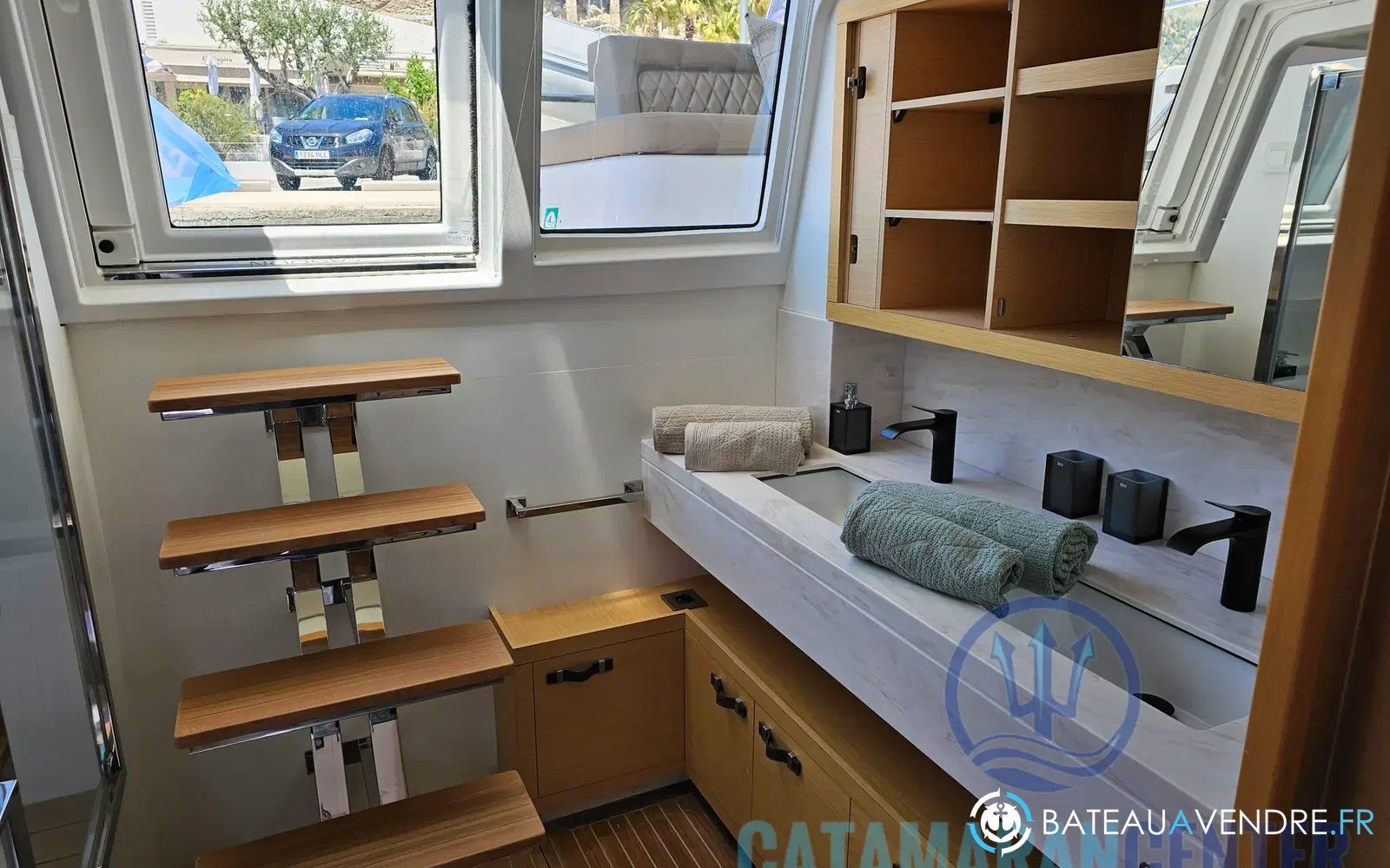 slider 3 Lagoon 630 Motor Yacht