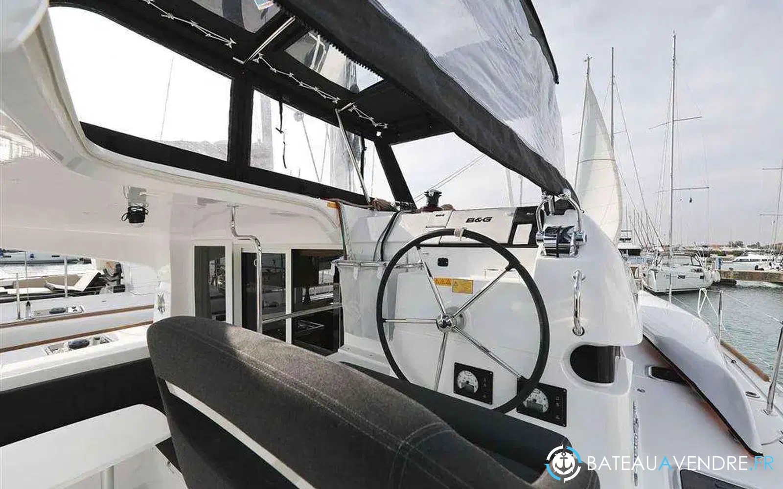 slider 16 Lagoon 40