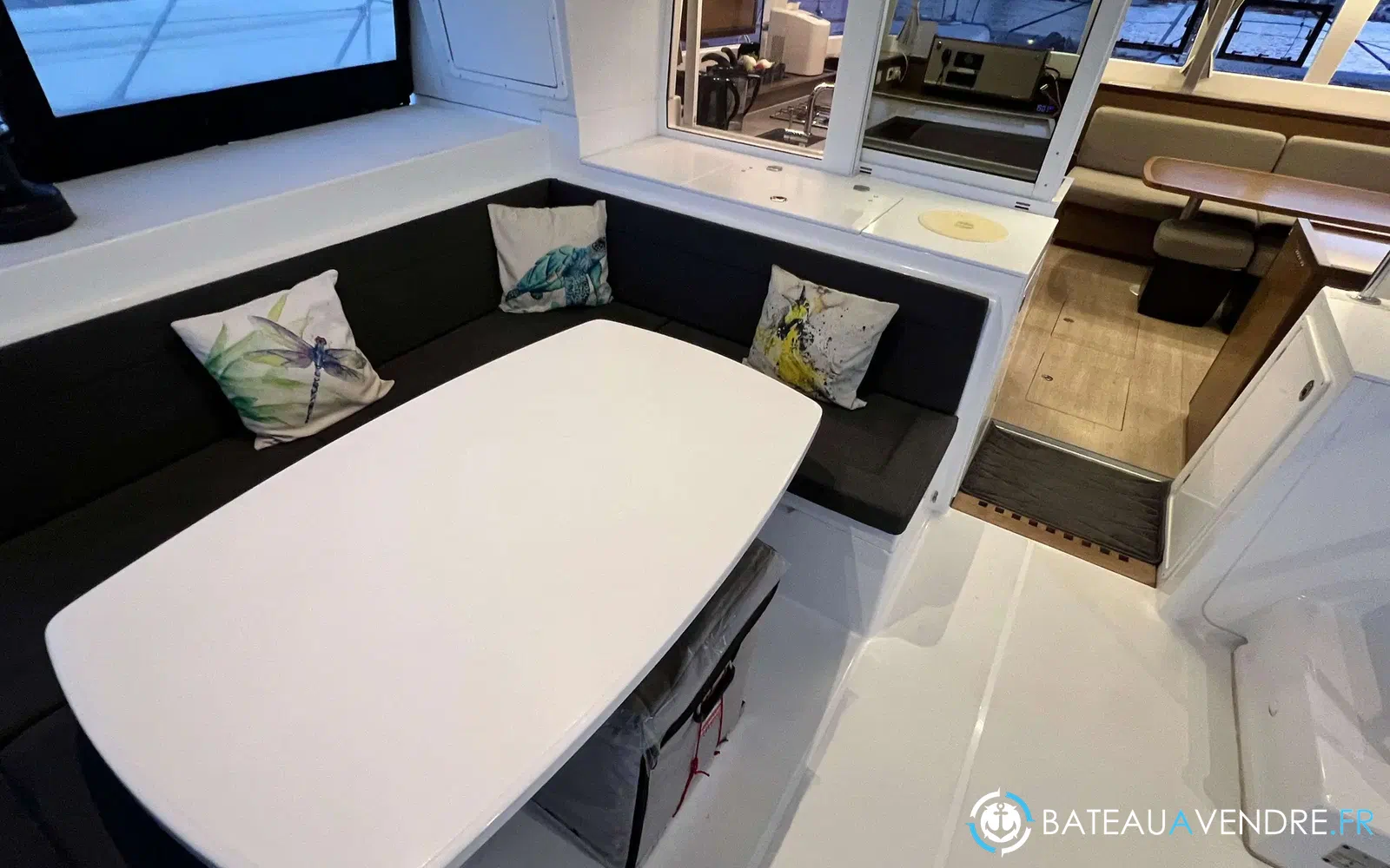 slider 7 Lagoon 450 Sport Top