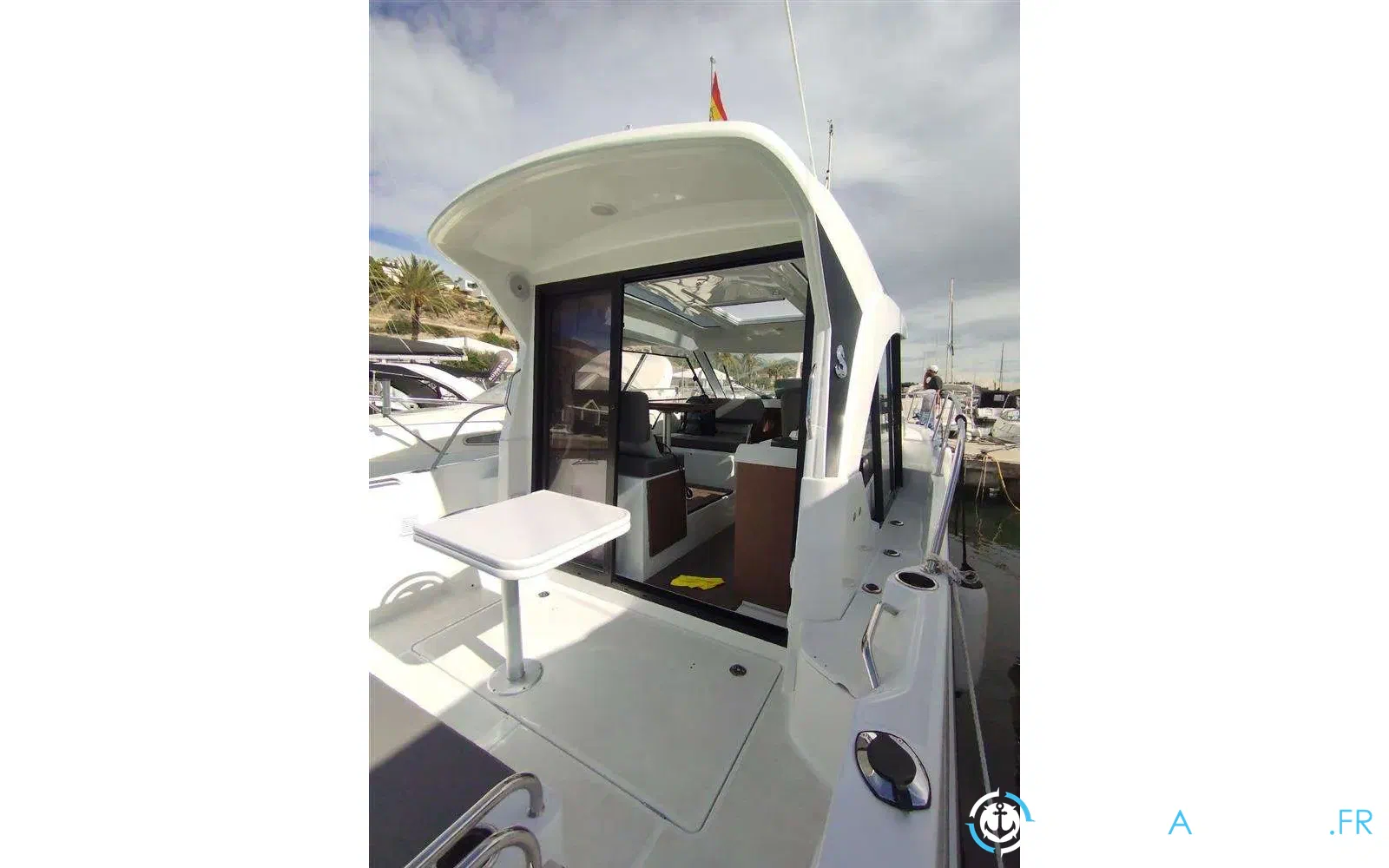 slider 17 Beneteau Antares Serie 9