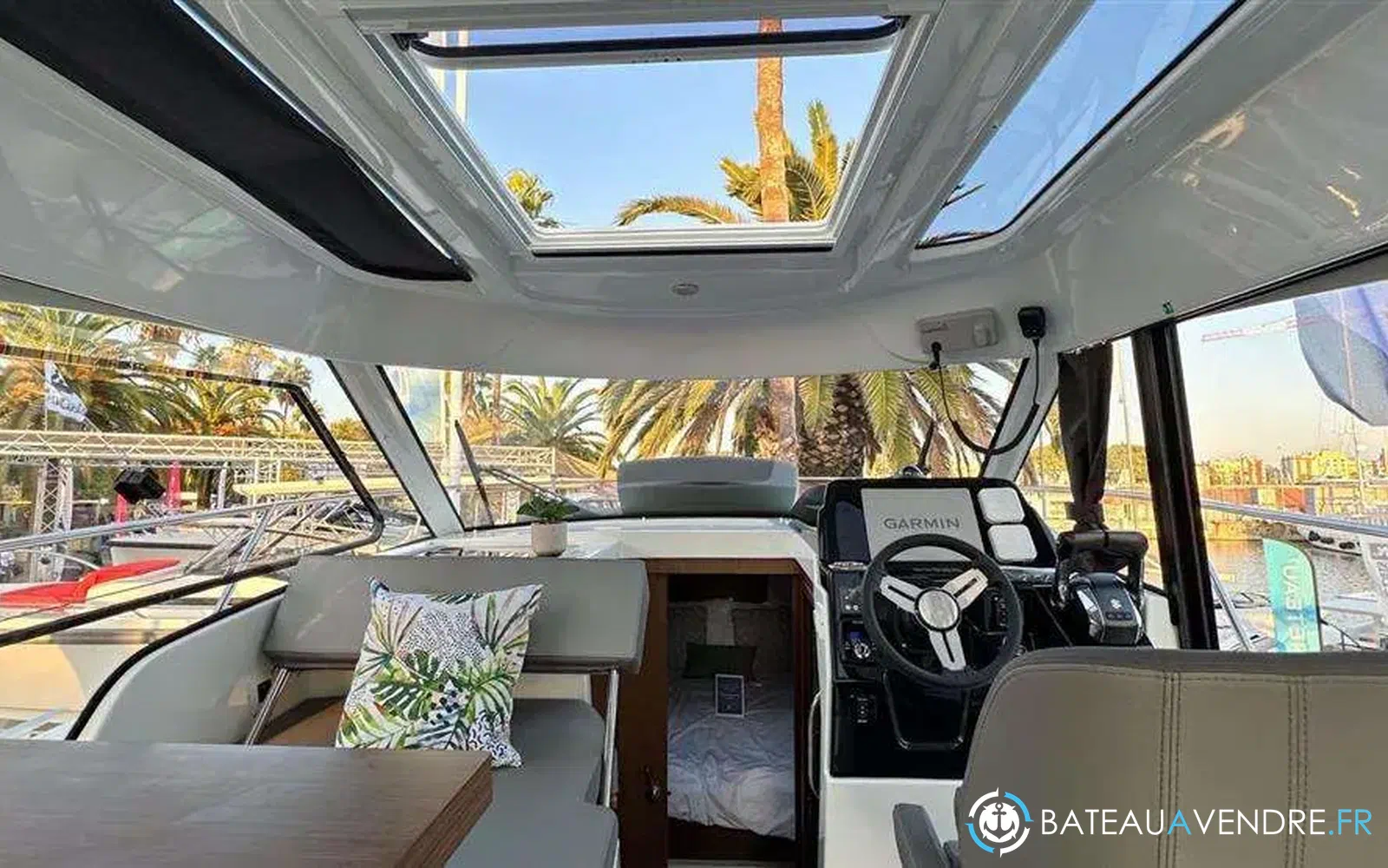 slider 18 Beneteau Antares Serie 9