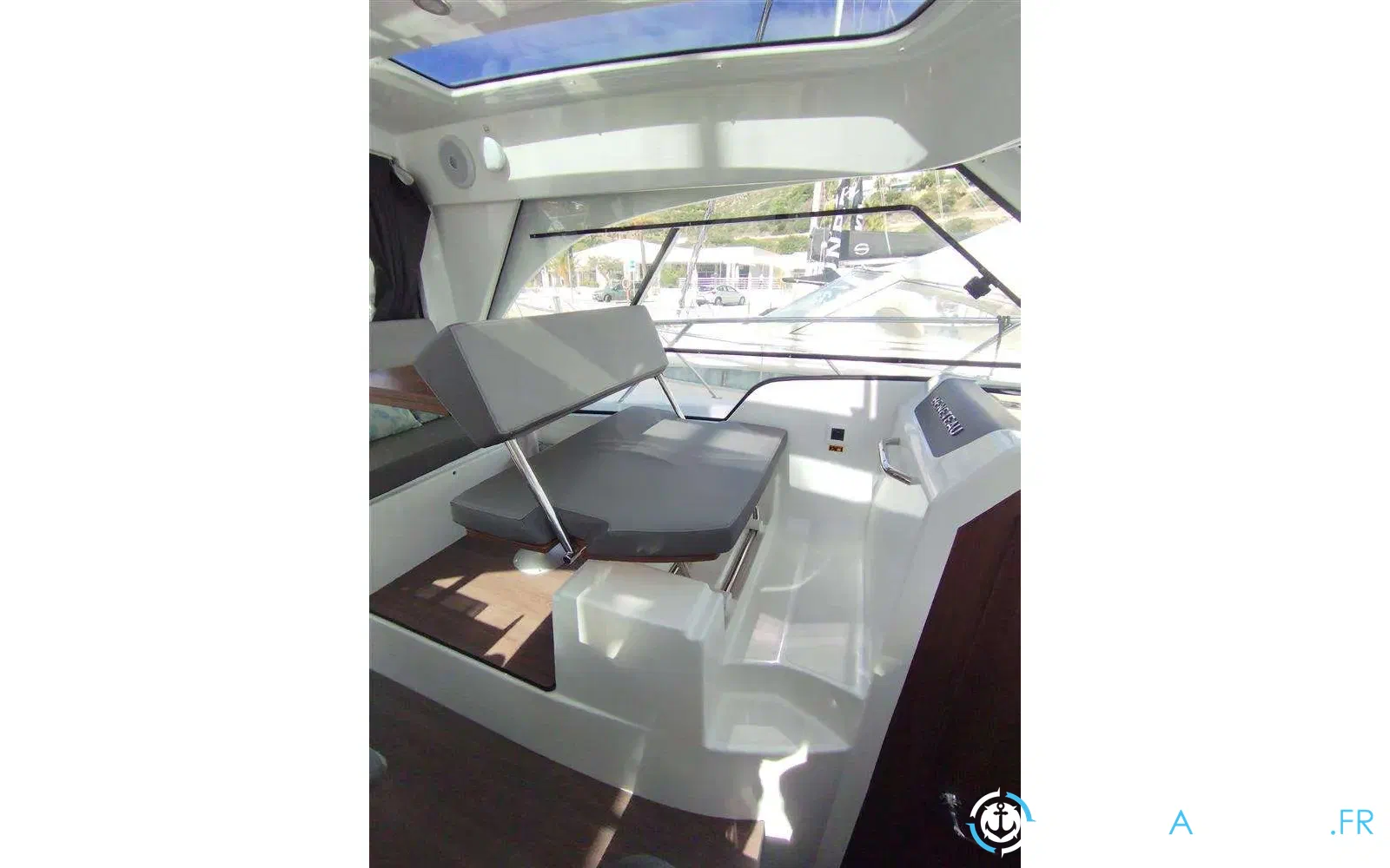 slider 20 Beneteau Antares Serie 9
