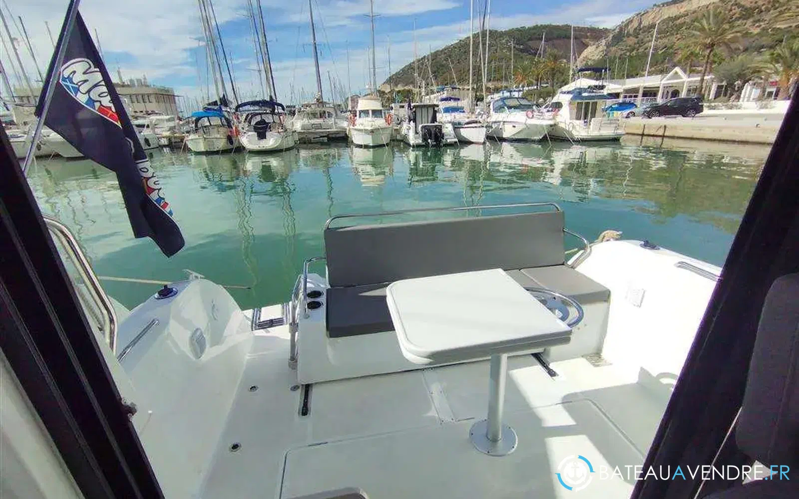 slider 27 Beneteau Antares Serie 9