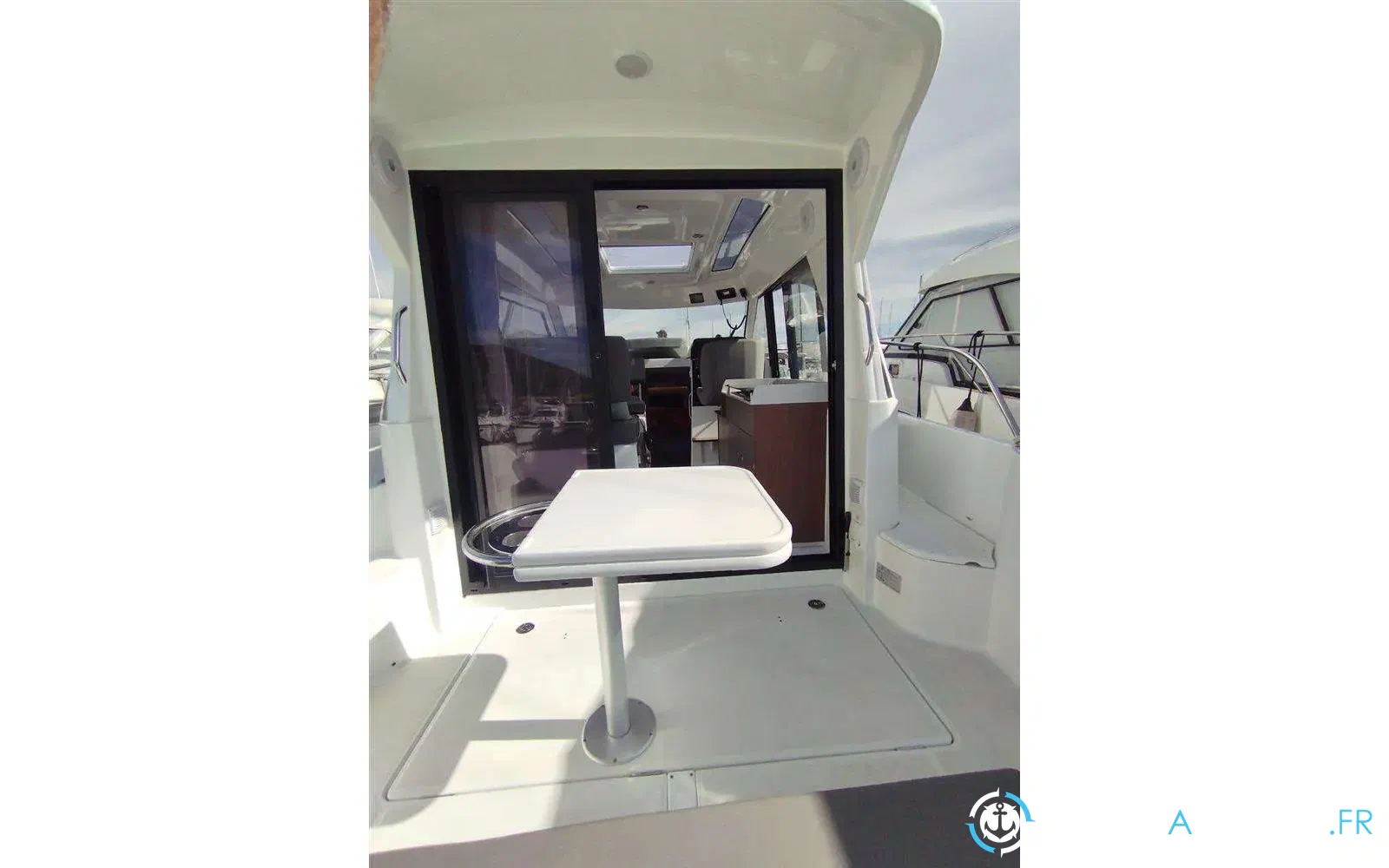 slider 28 Beneteau Antares Serie 9