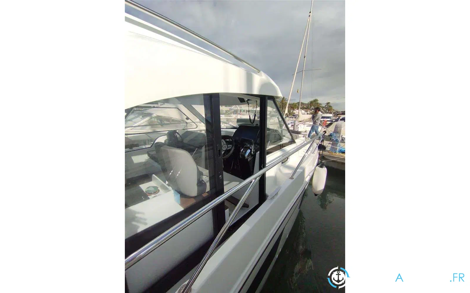 slider 2 Beneteau Antares Serie 9