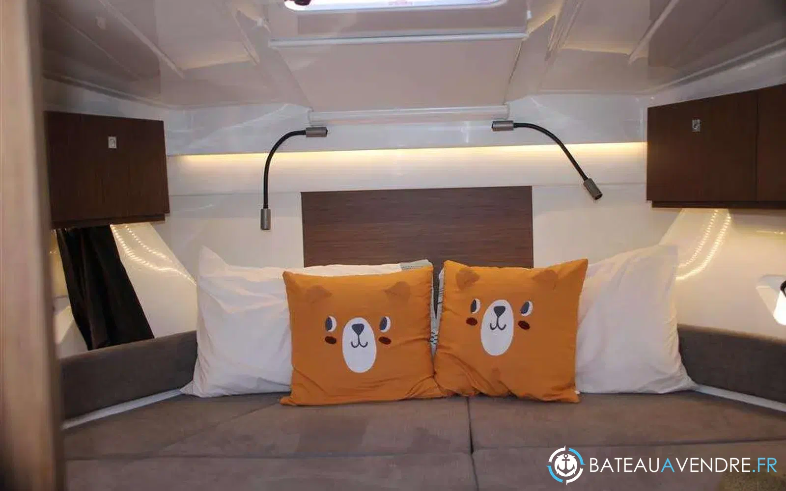 slider 31 Beneteau Antares Serie 9