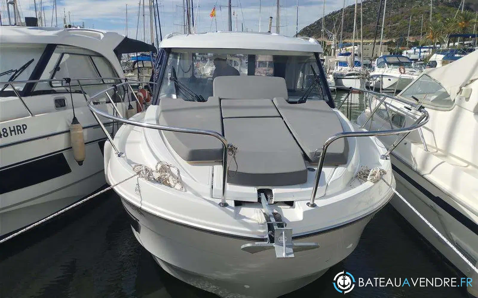 slider 8 Beneteau Antares Serie 9