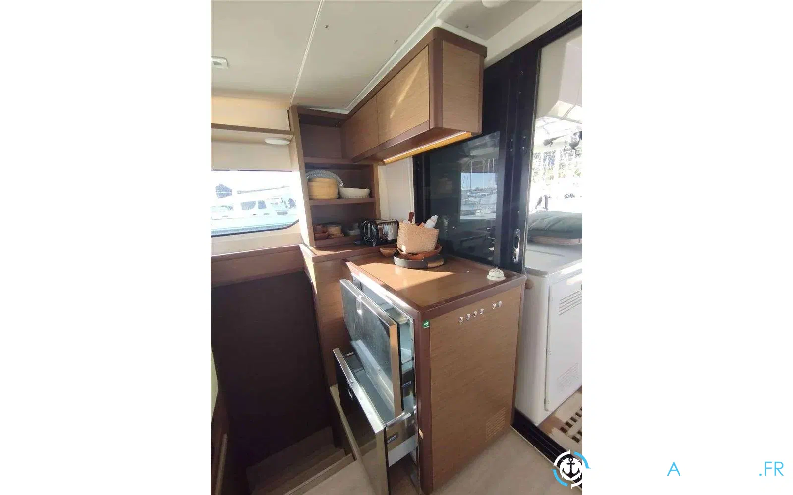 slider 2 Lagoon 46