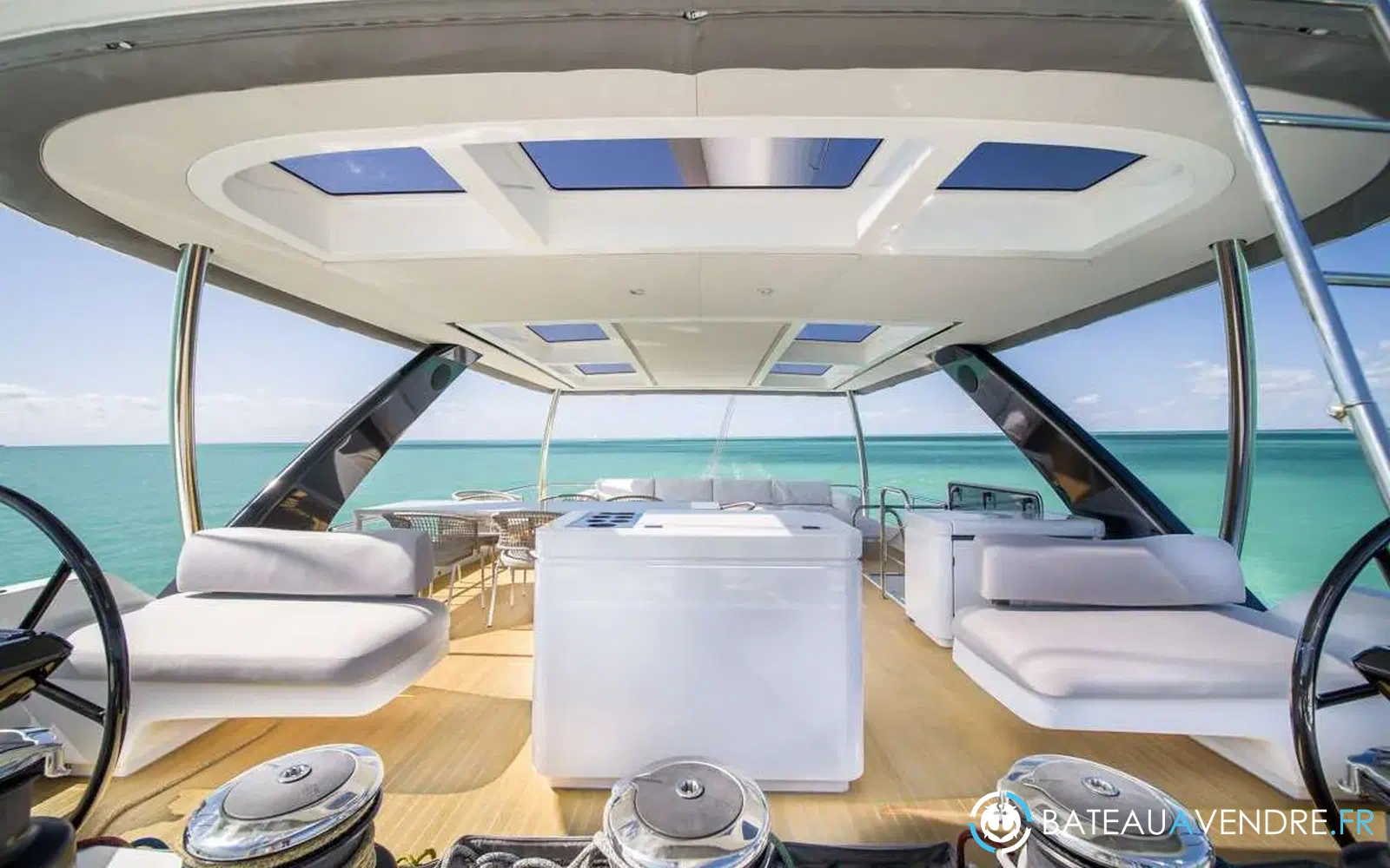 slider 25 Lagoon Seventy 7