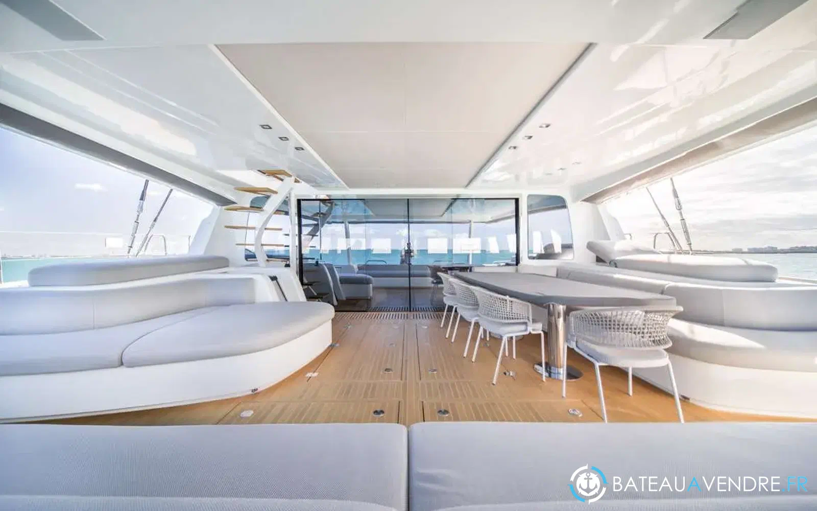 slider 31 Lagoon Seventy 7