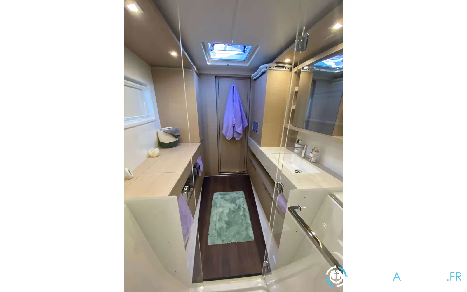 slider 25 Lagoon 46