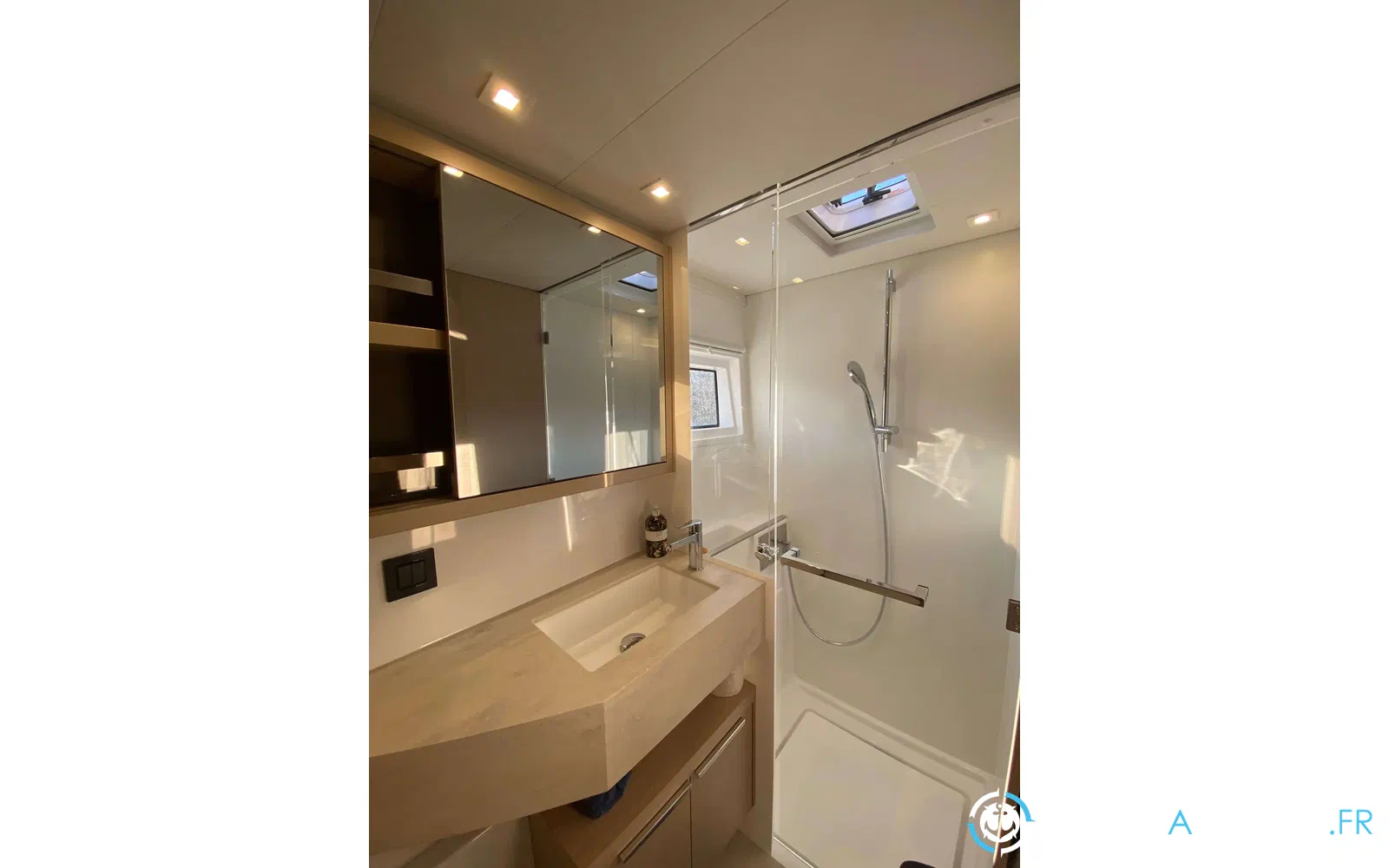 slider 30 Lagoon 46