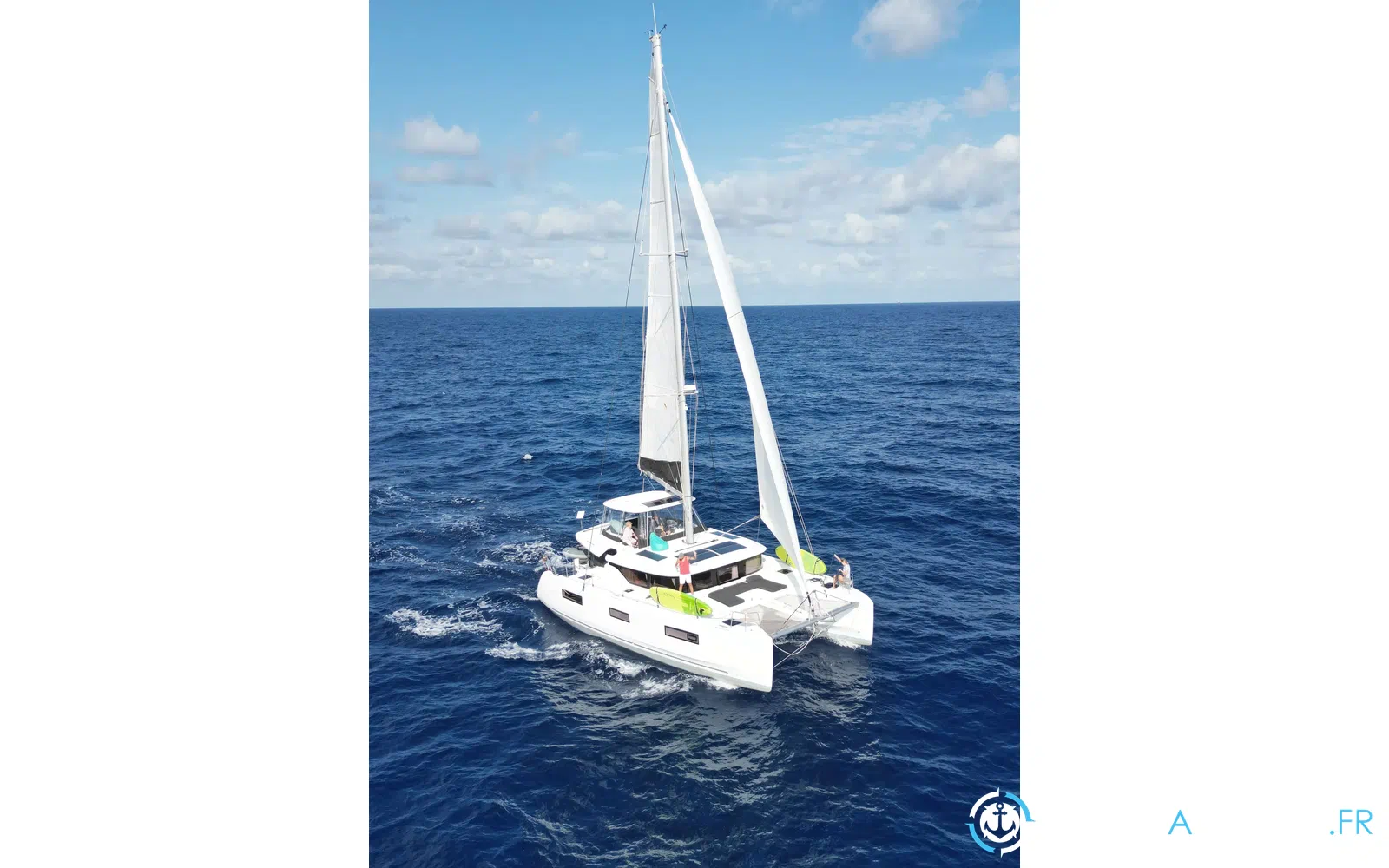 slider 33 Lagoon 46