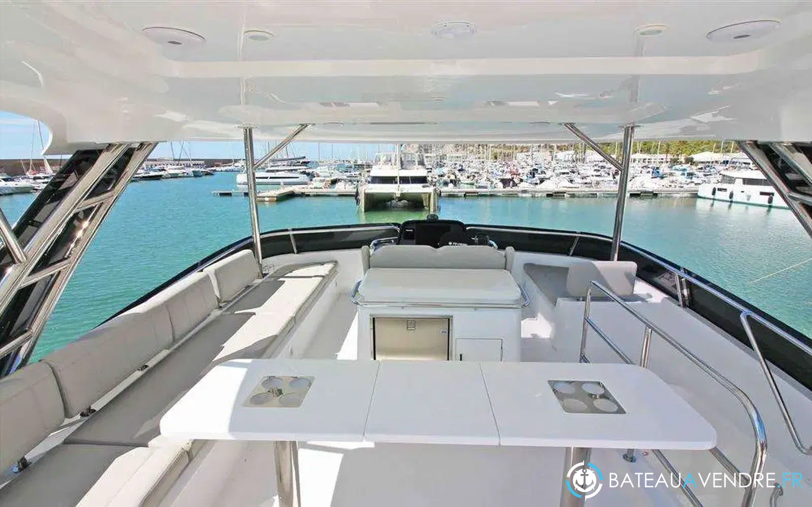 slider 5 Aquila 42 Yacht