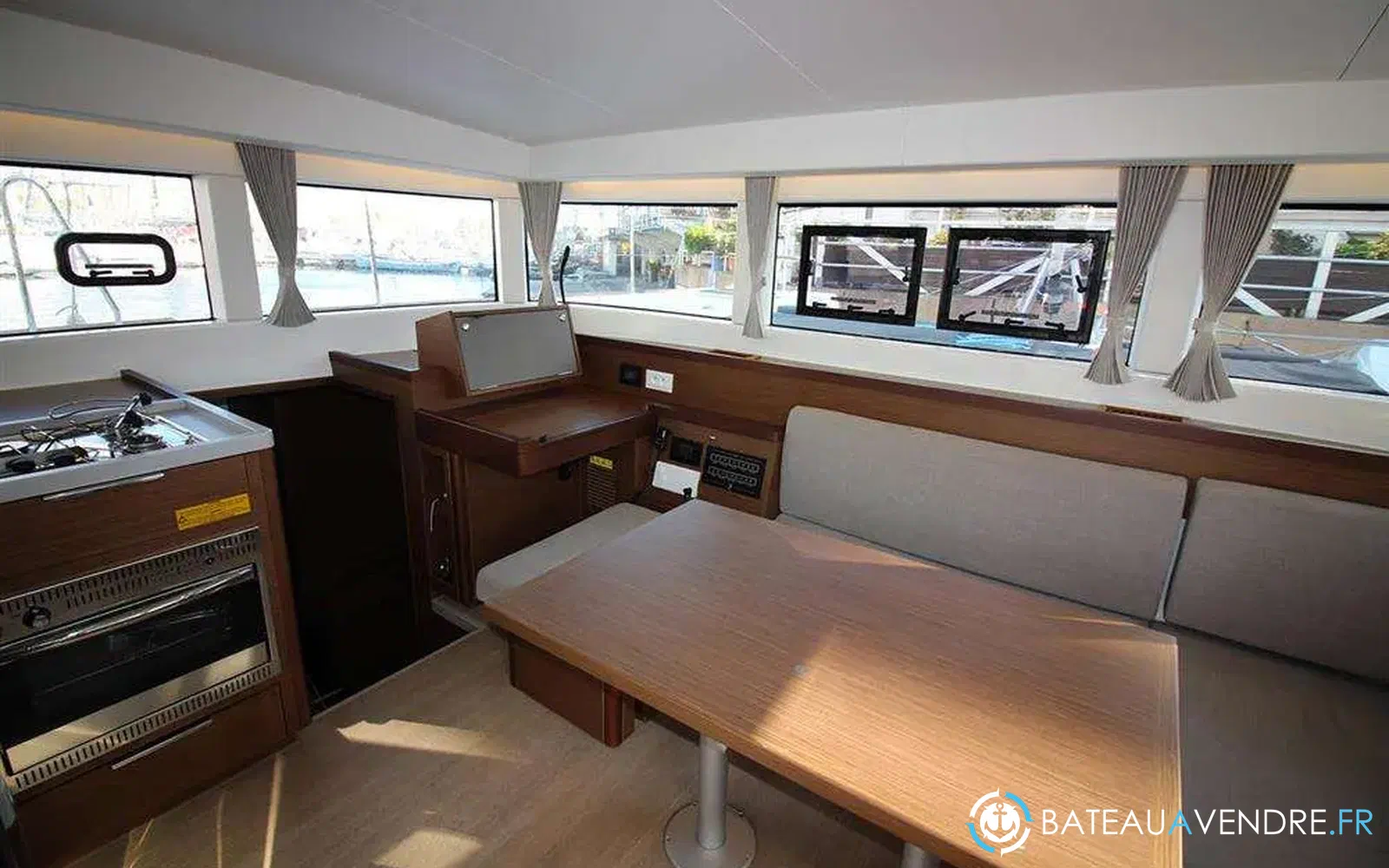 slider 19 Lagoon 40