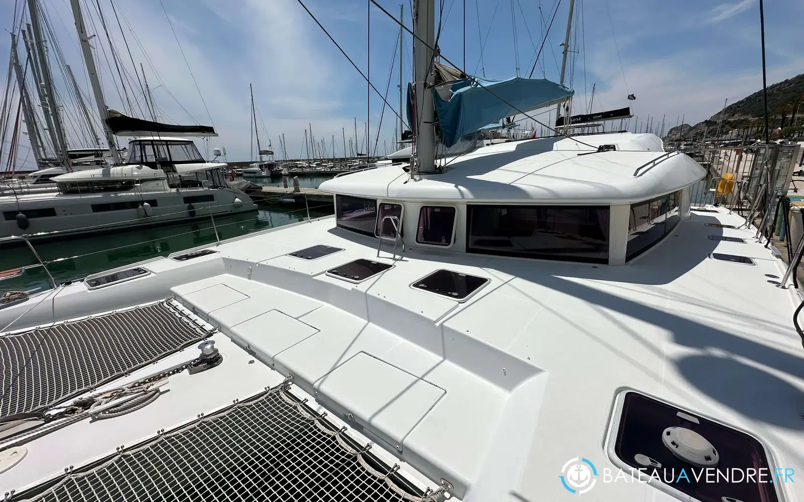 slider 12 Lagoon 421