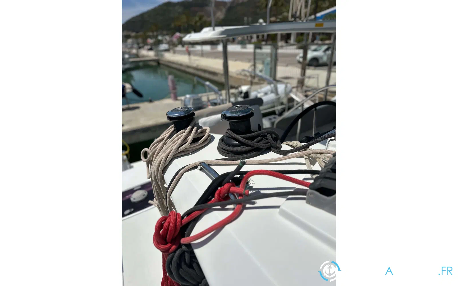 slider 17 Lagoon 421
