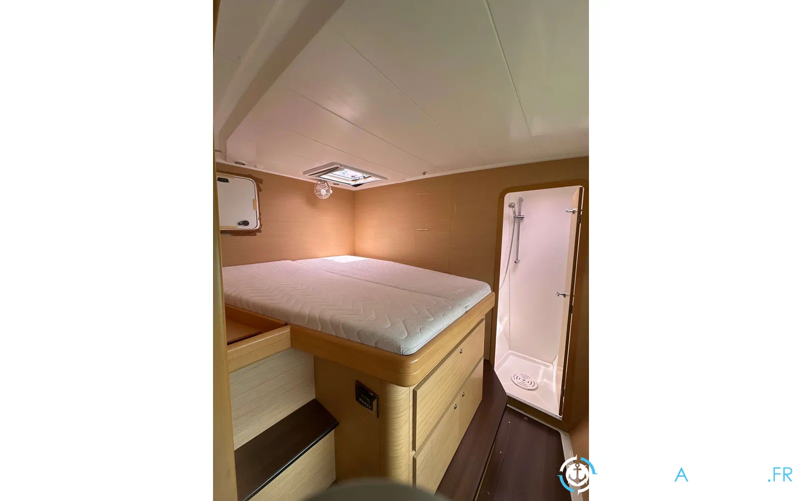 slider 28 Lagoon 421