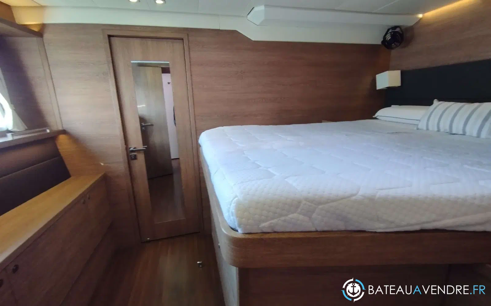 slider 32 Lagoon 620