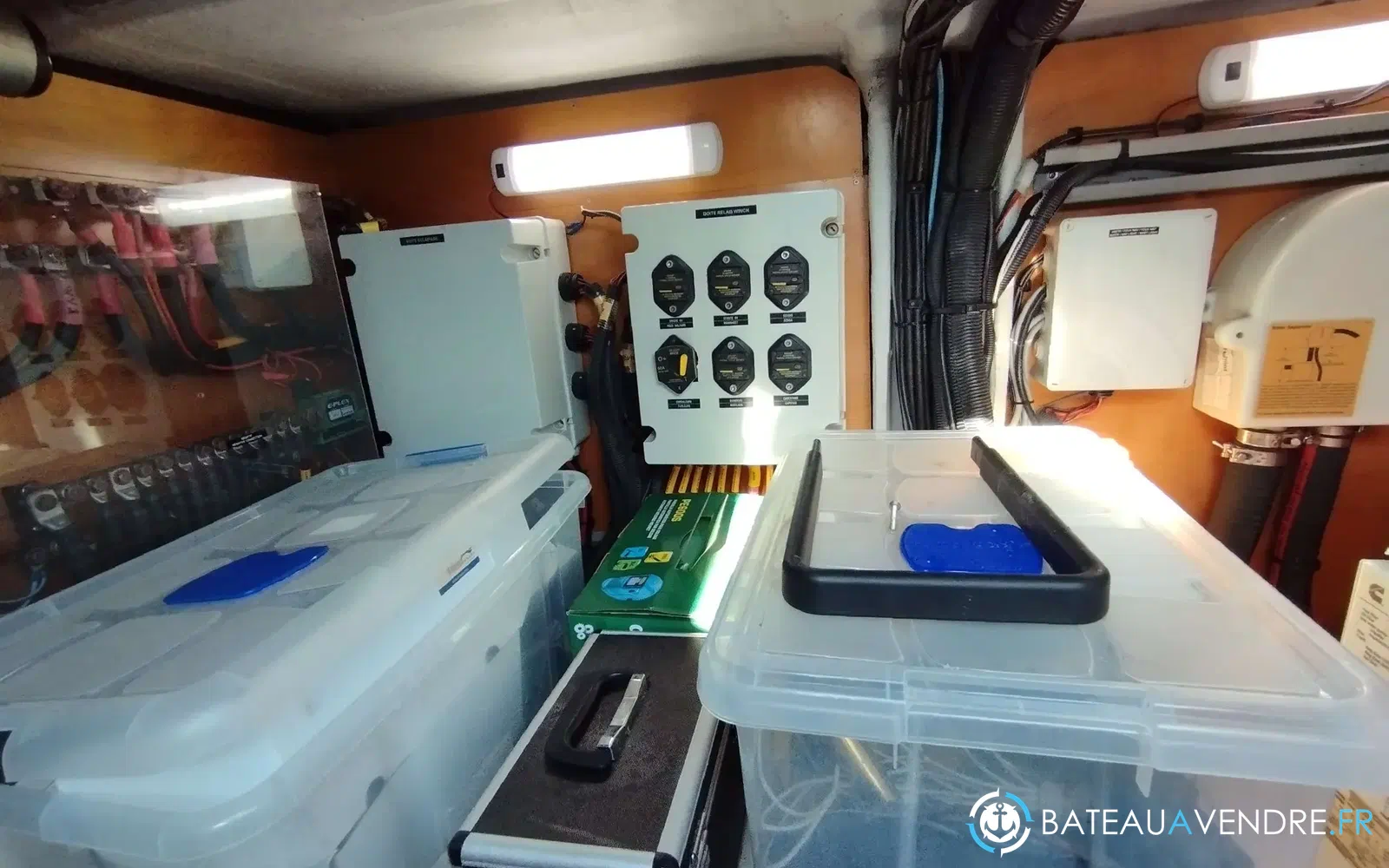 slider 33 Lagoon 620