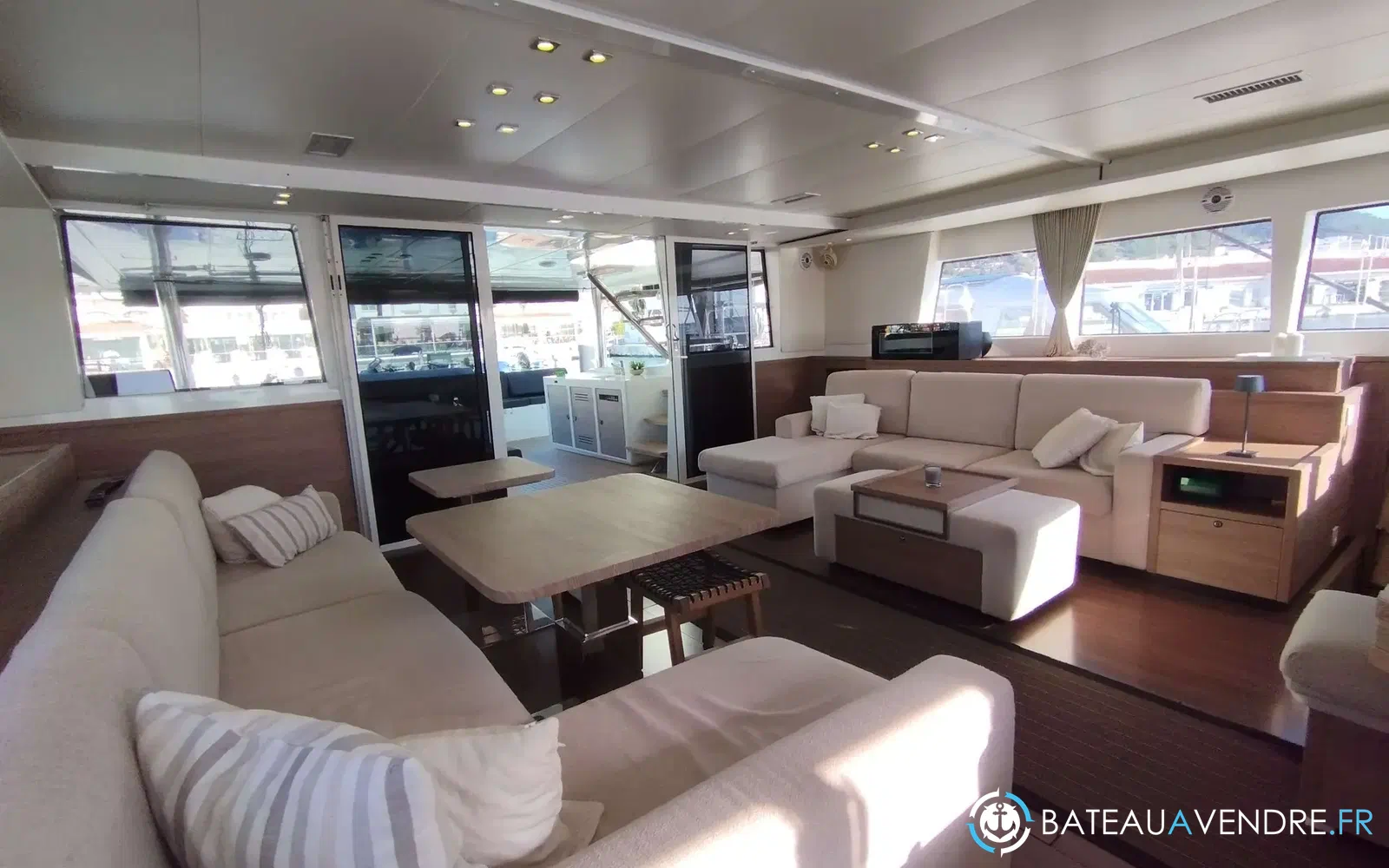 slider 38 Lagoon 620