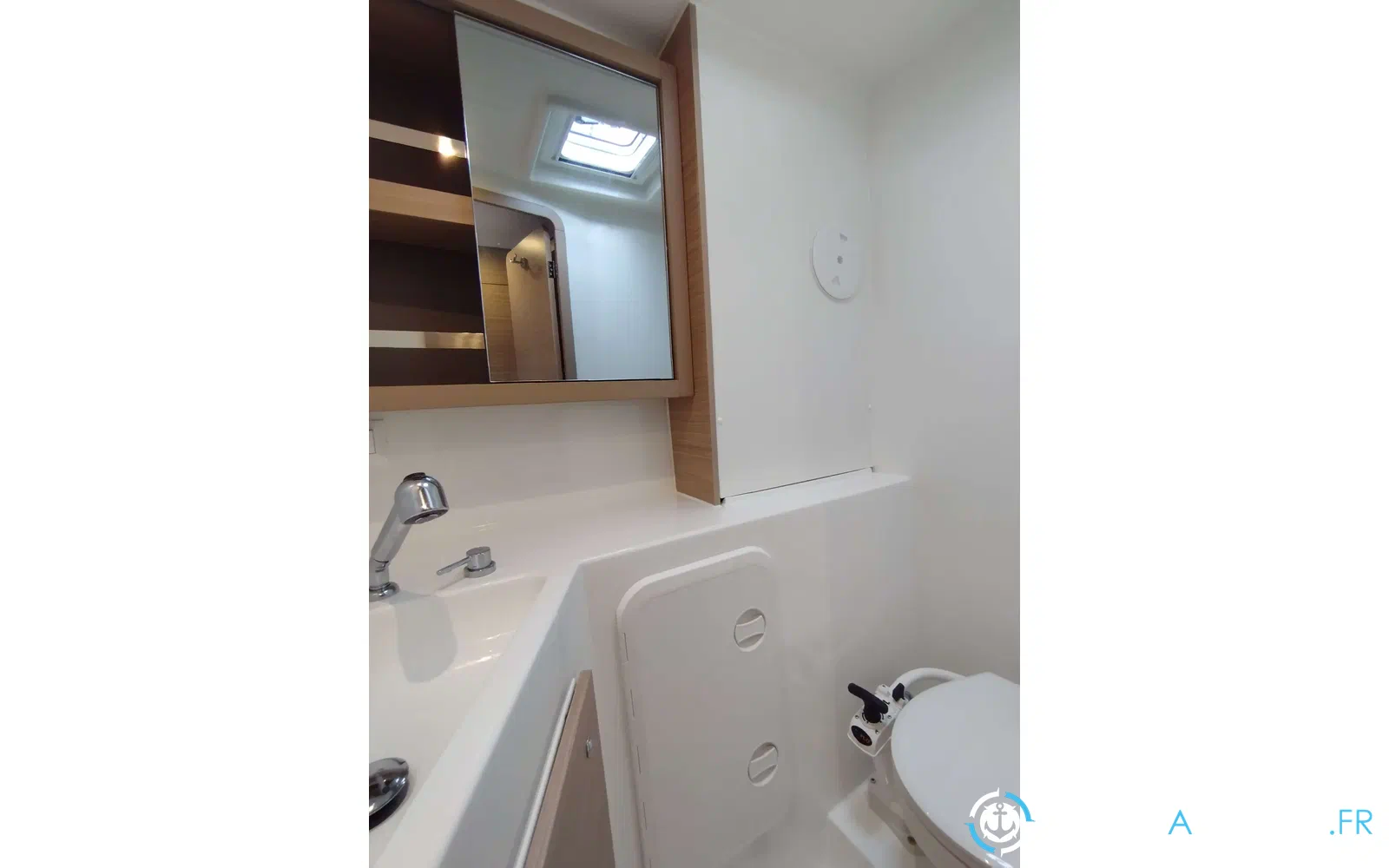 slider 16 Lagoon 42