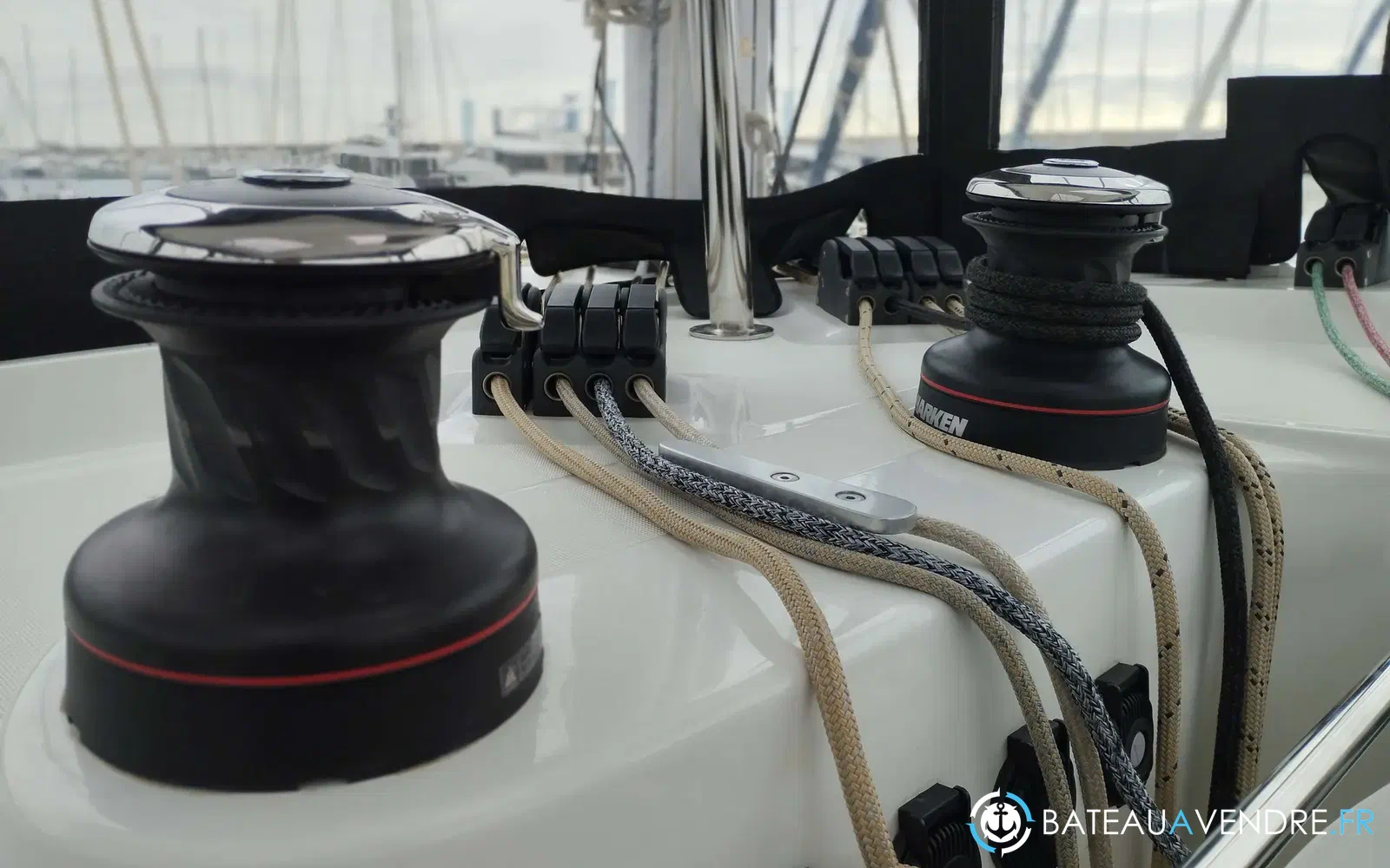 slider 17 Lagoon 42