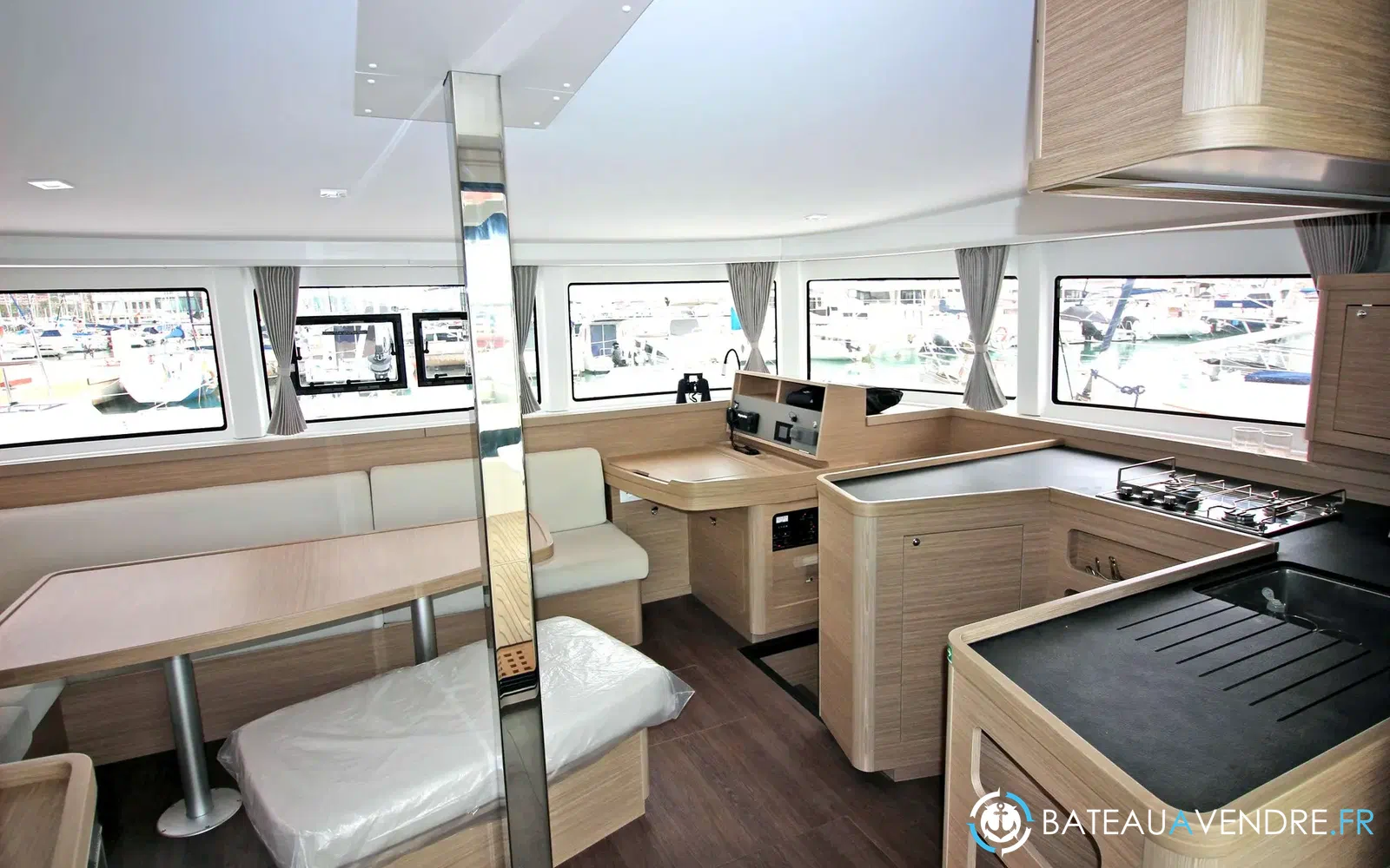 slider 21 Lagoon 42