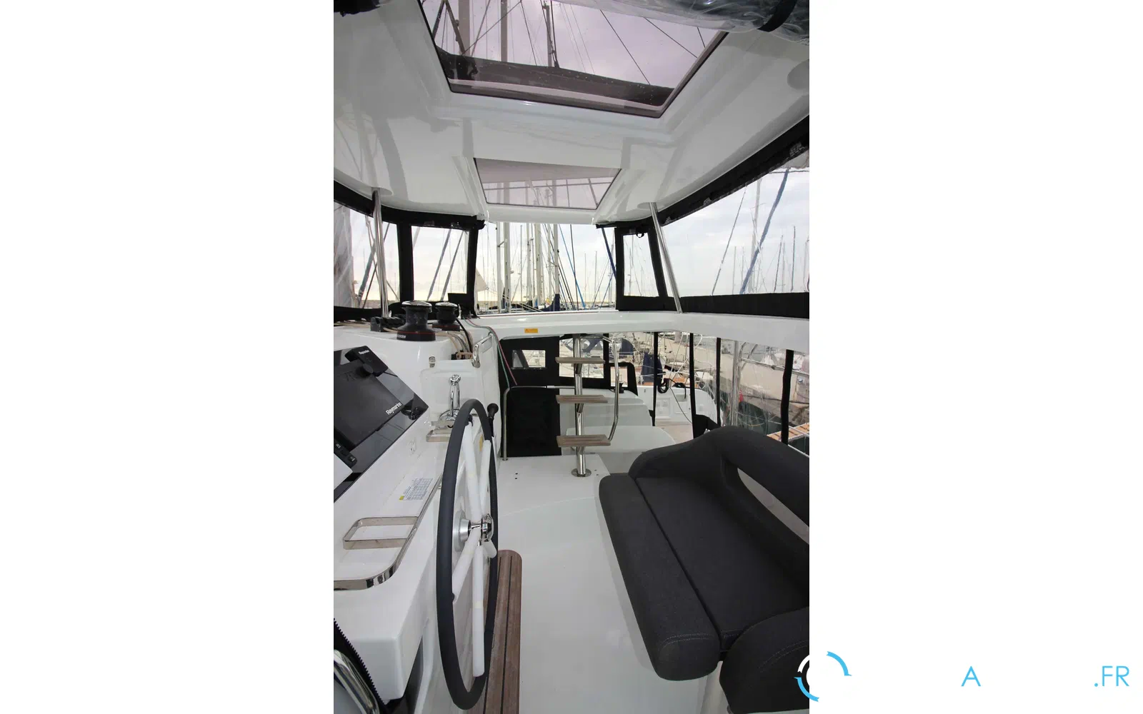 slider 26 Lagoon 42