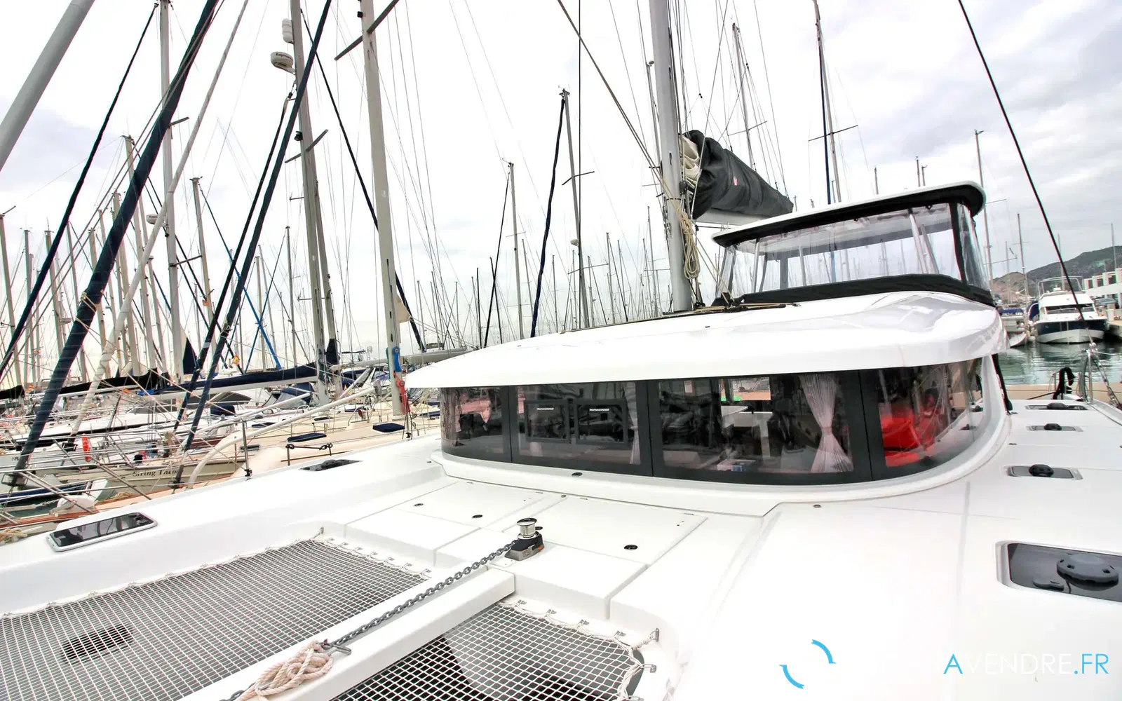 slider 2 Lagoon 42