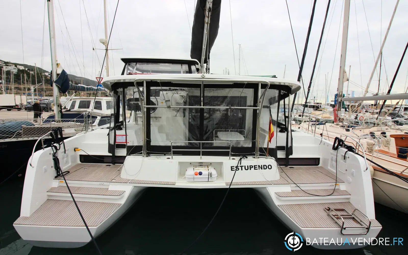 slider 7 Lagoon 42