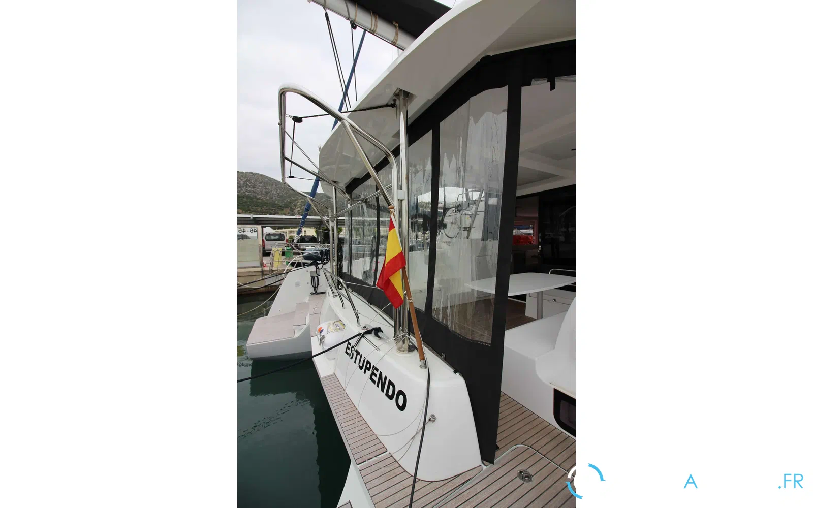 slider 8 Lagoon 42