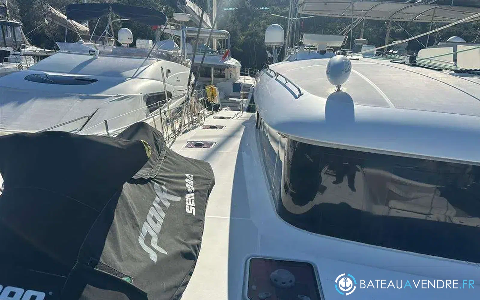 slider 33 Lagoon 620