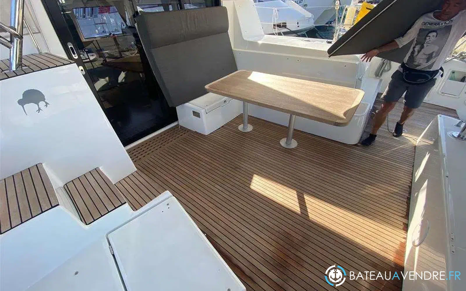 slider 12 Lagoon 42