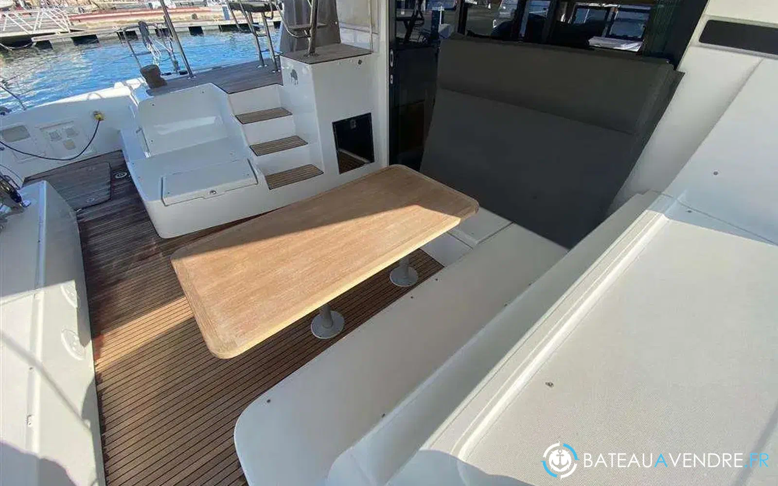 slider 17 Lagoon 42