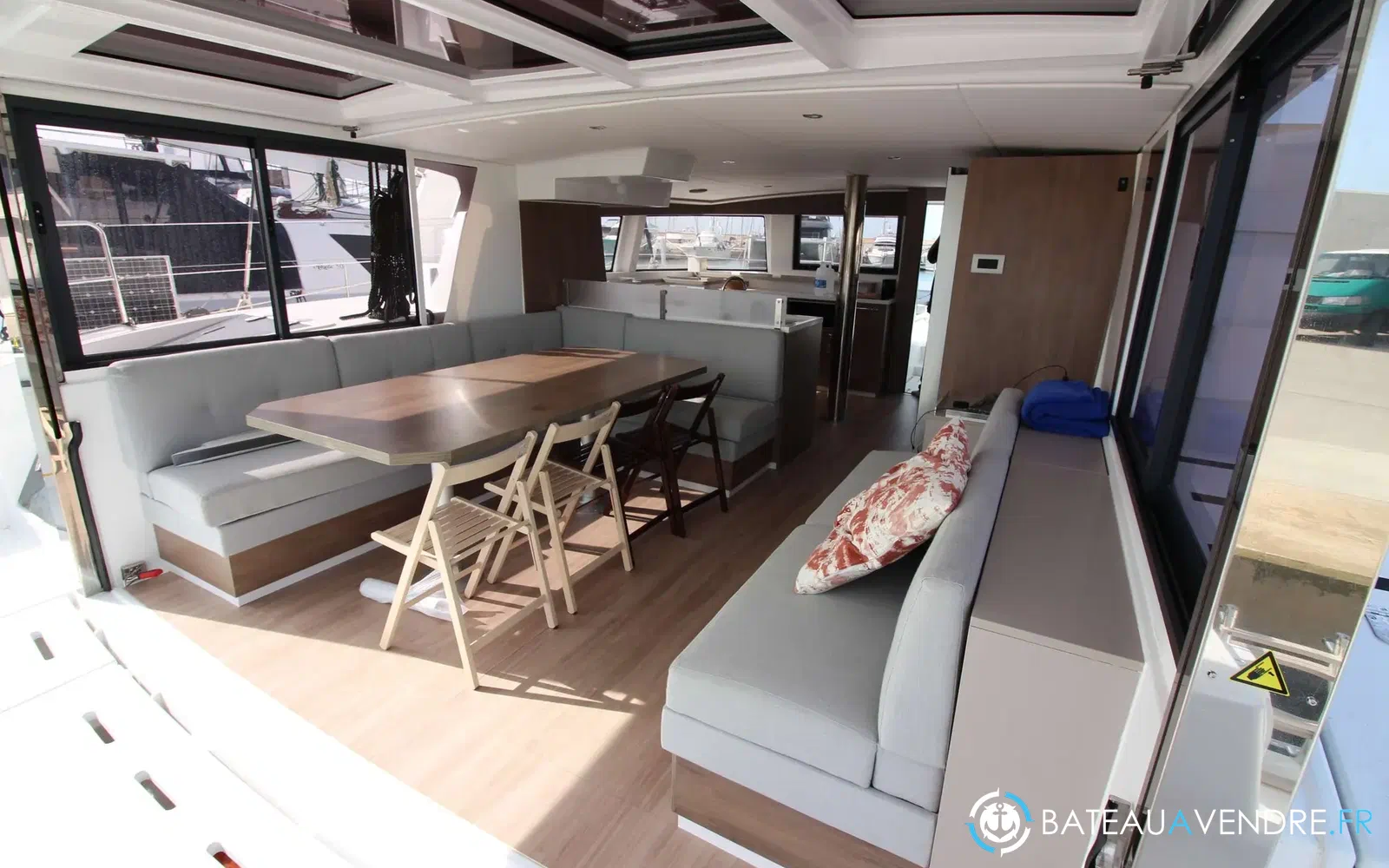 slider 4 Bali Catamarans Bali 4.6