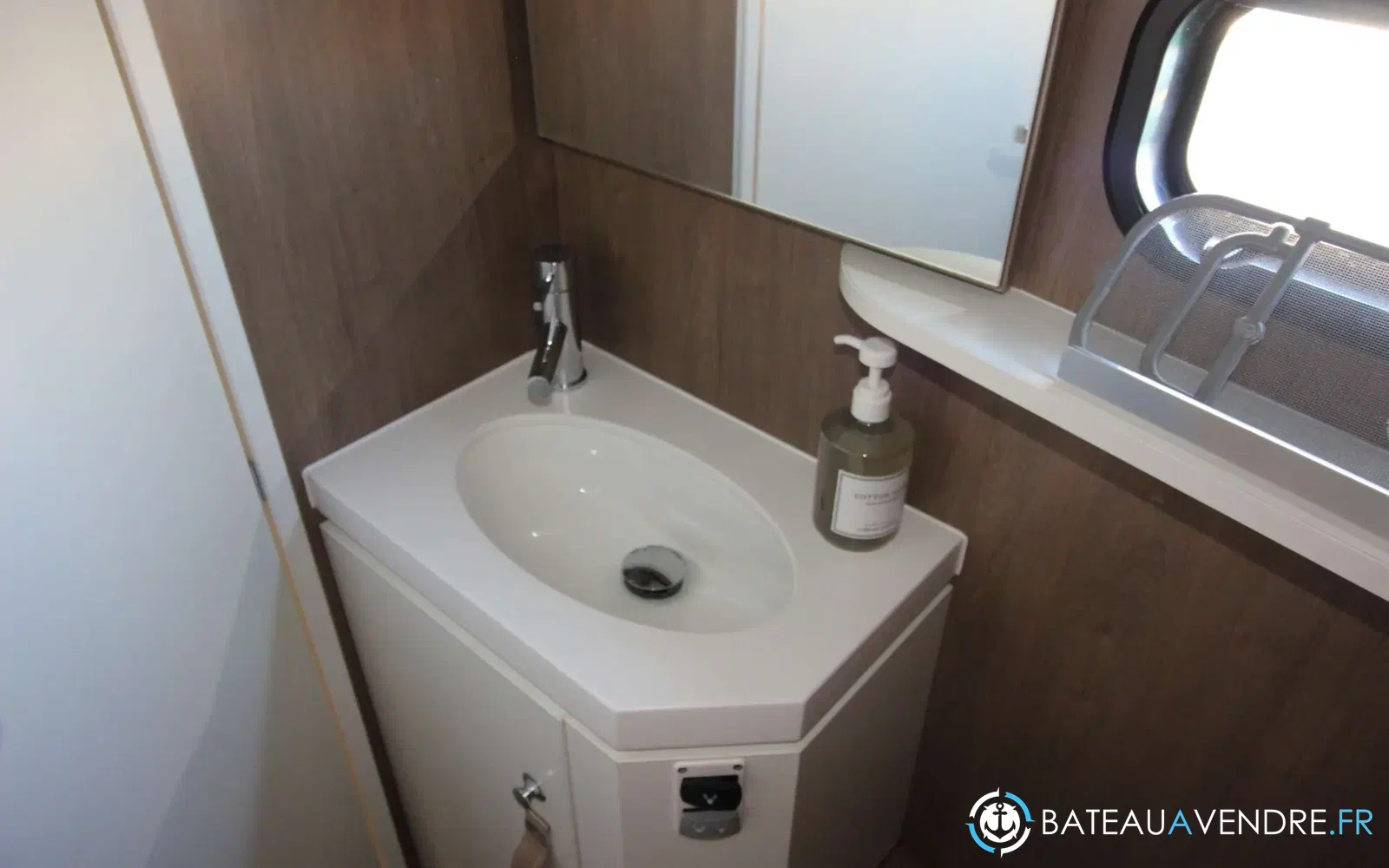 slider 11 Bali Catamarans Bali 5.4
