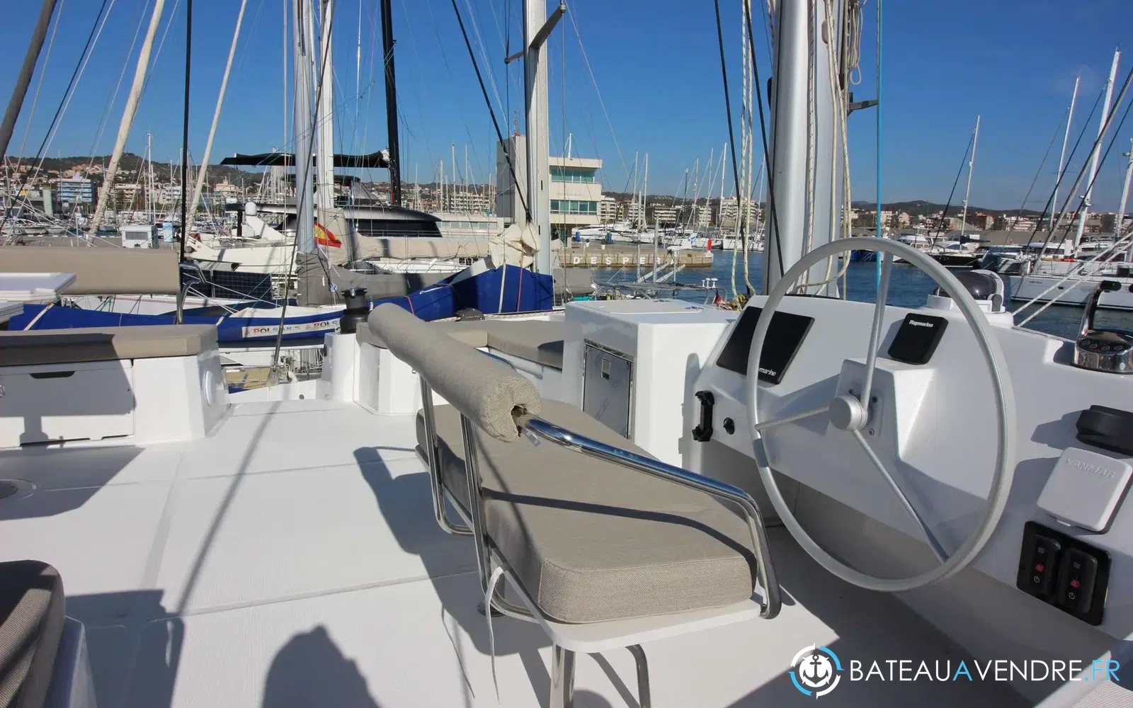 slider 5 Bali Catamarans Bali 5.4