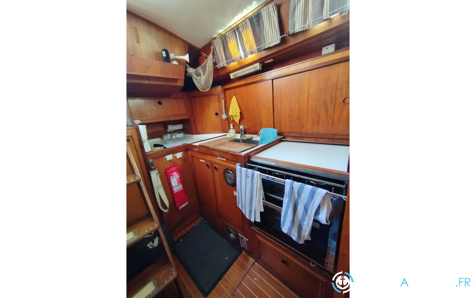 slider 21 Wauquiez Hood 38
