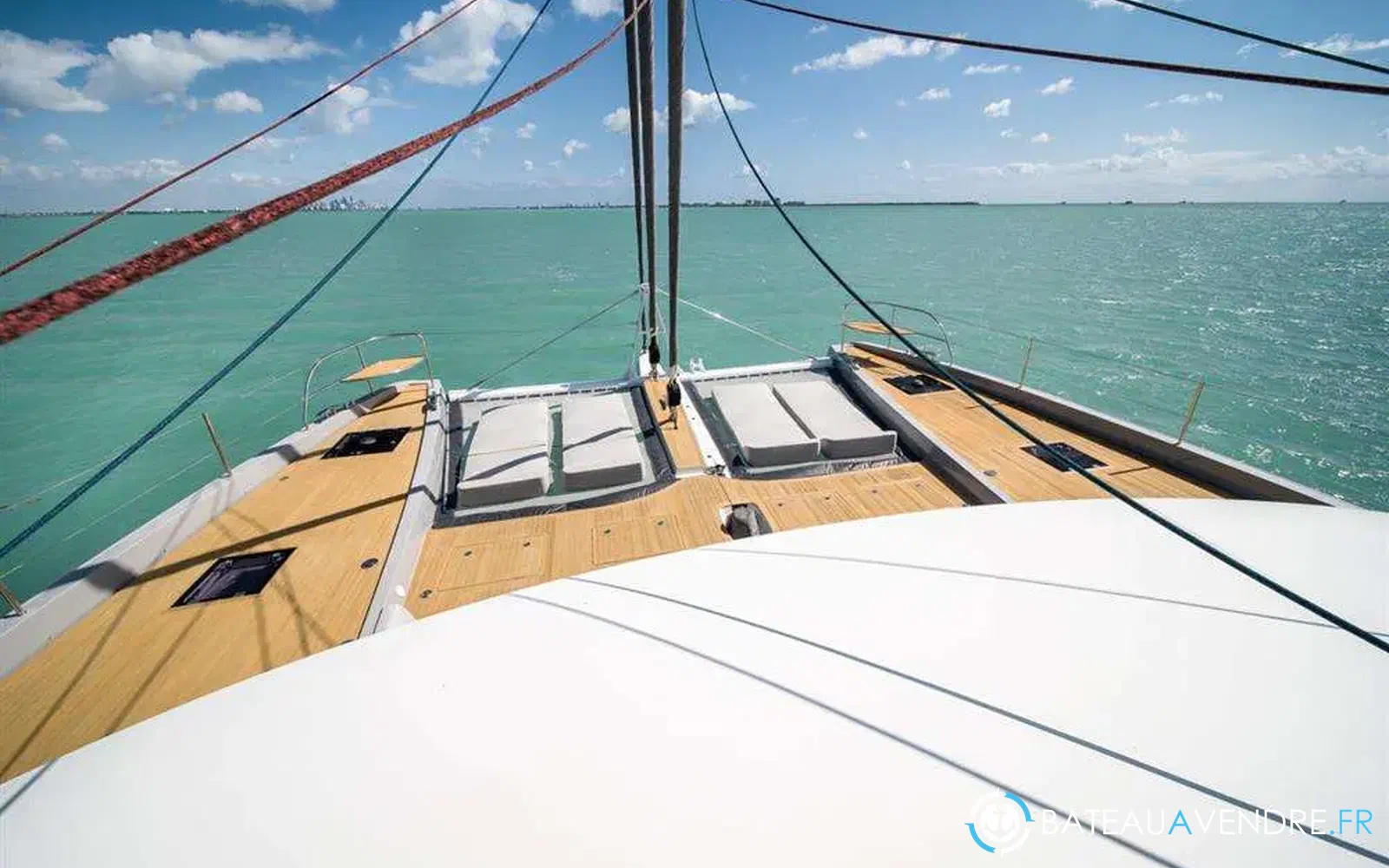 slider 12 Lagoon Seventy 7