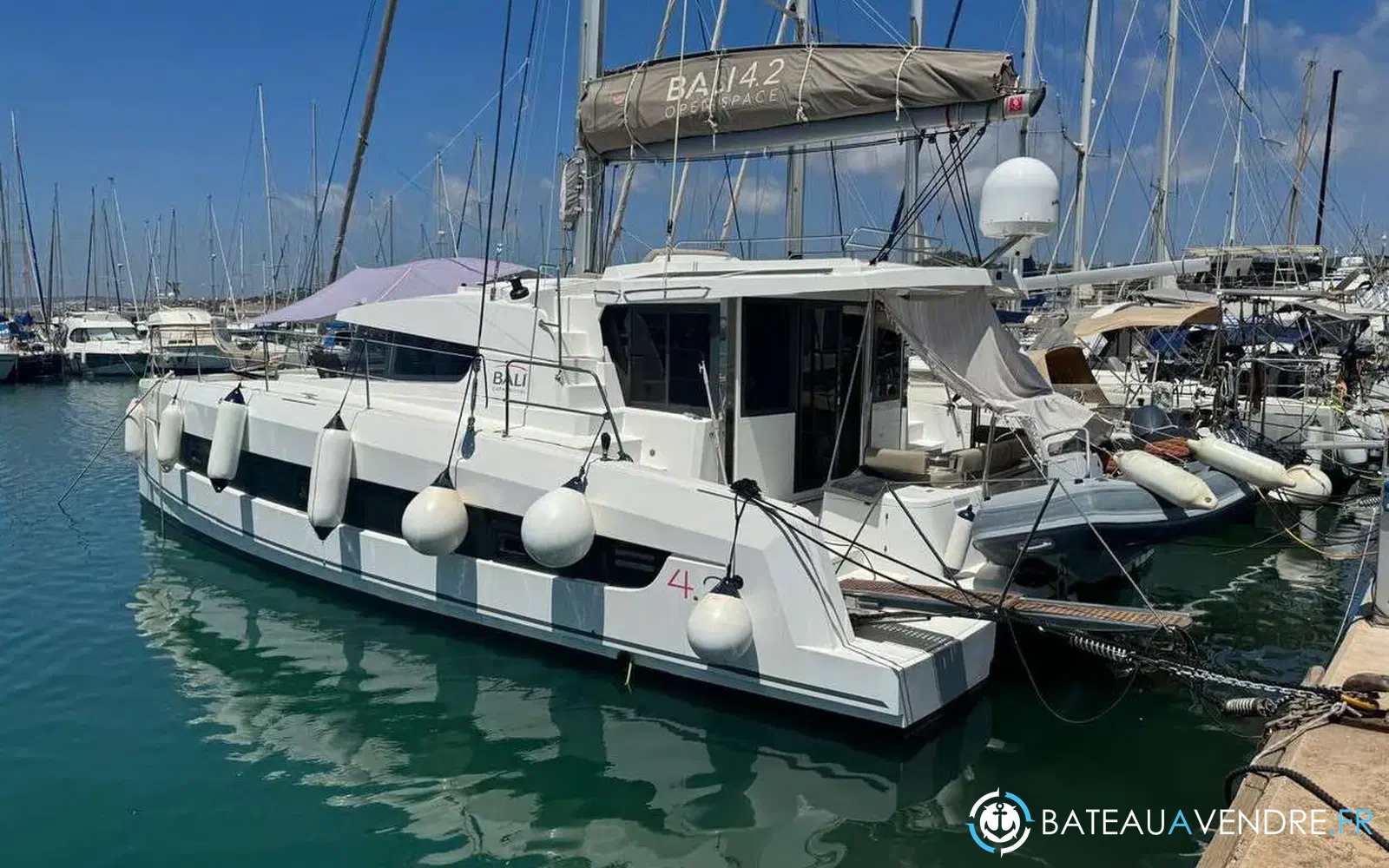 slider 0 Bali Catamarans Bali 4.2
