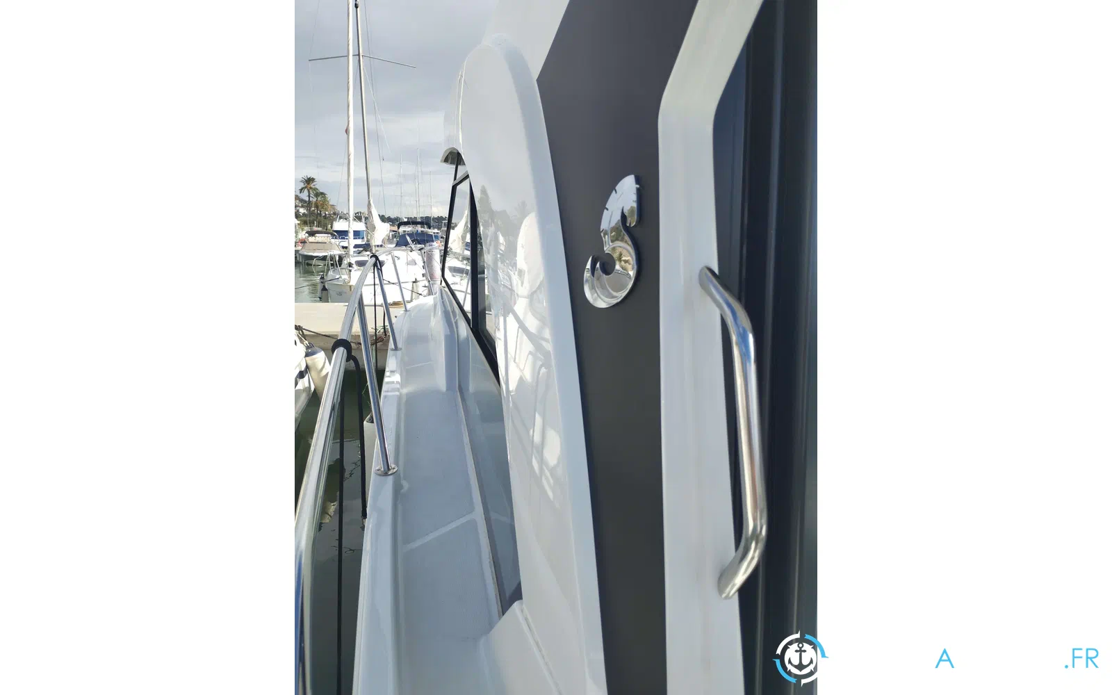 slider 21 Beneteau Antares Serie 9