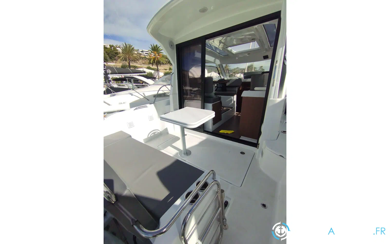 slider 23 Beneteau Antares Serie 9