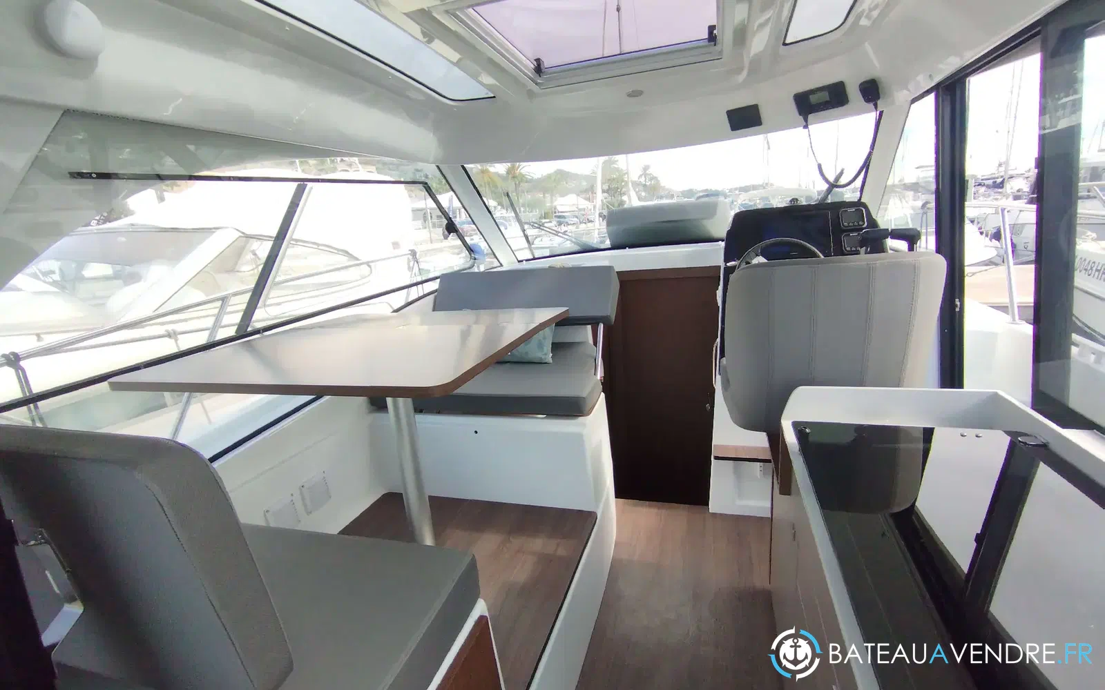slider 24 Beneteau Antares Serie 9