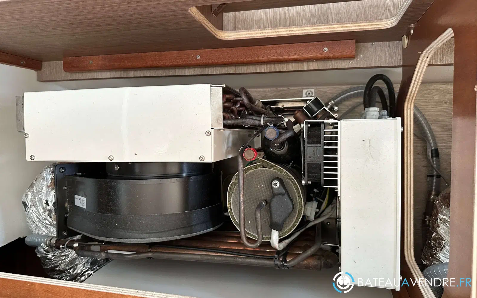 slider 18 Lagoon 46
