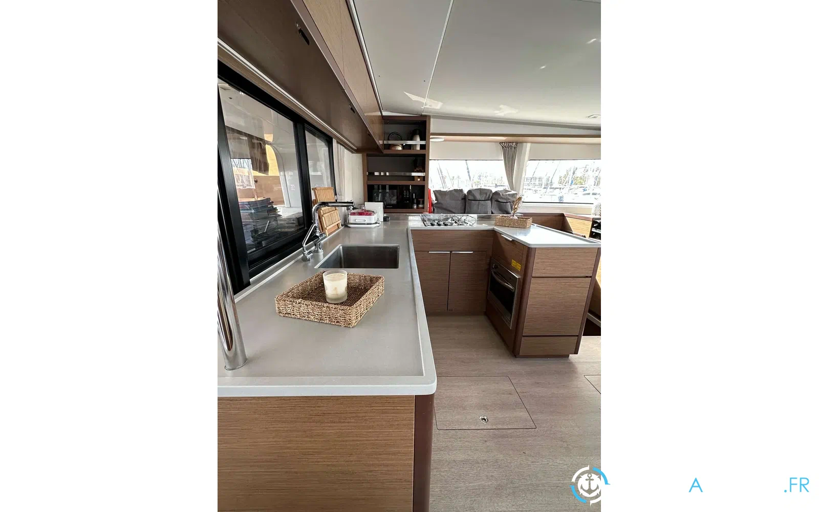slider 26 Lagoon 46