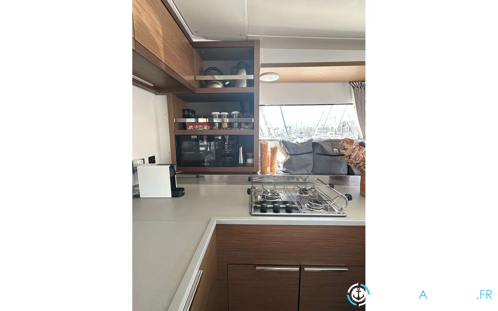 slider 56 Lagoon 46